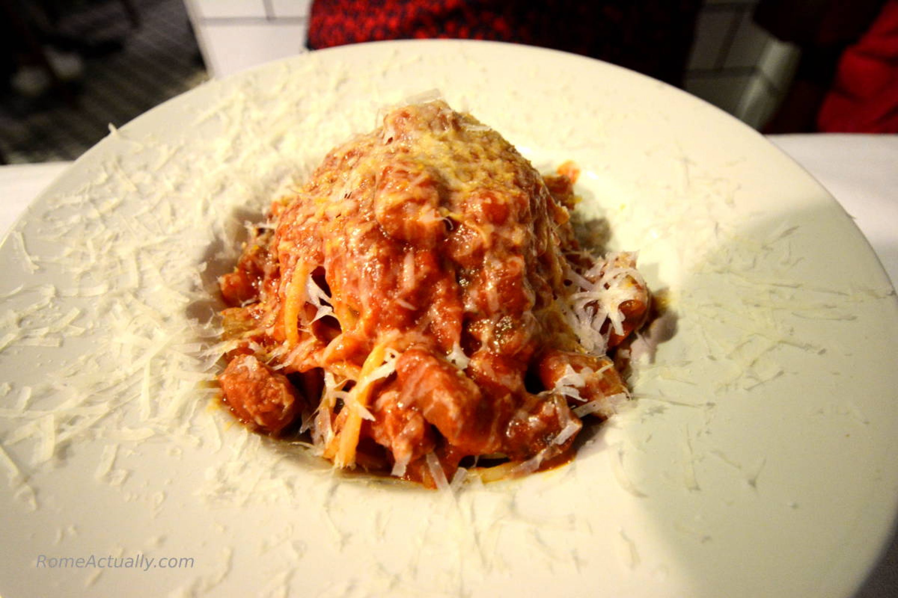 Image: bucatini all'amatriciana rome