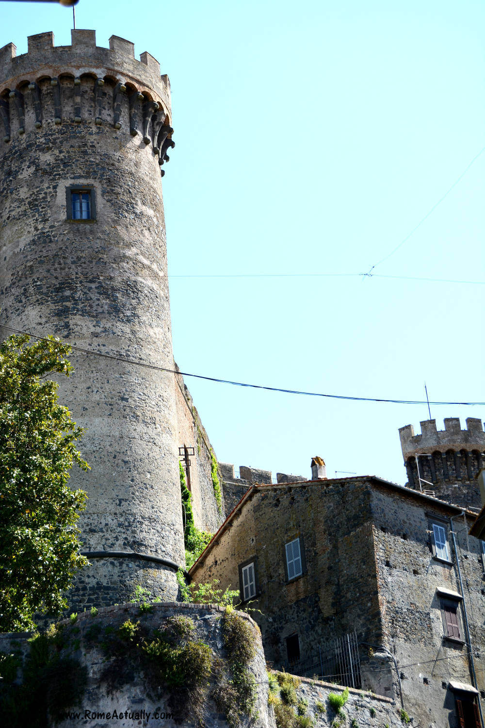 Image: Castello di Bracciano to see in one of the best day trips from Rome