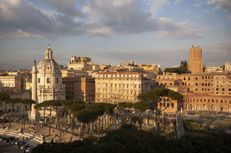 Image: Spring and fall are the best time to visit Rome.